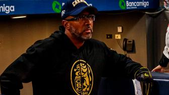 Leones del Caracas despide a José Alguacil tras cinco temporadas