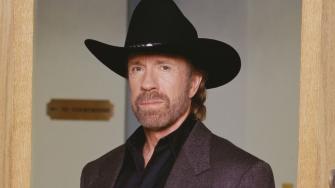 Confirman la muerte de Chuck Norris; ¿de qué murió el legendario actor?