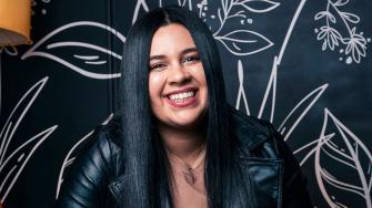 Karine Bernal Lobo y los libros que cambian las reglas de la fantasía