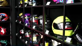 Especialistas explican por qué el casco es el equipo de seguridad más importante para motociclistas. Conoce los tipos de casco, las certificaciones DOT y ECE y qué aspectos considerar antes de comprar uno.