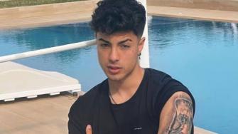Naim Darrechi abandona México tras denuncia de la mamá de Abelito