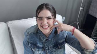 Camila Fernández celebra junto a su familia su embarazo