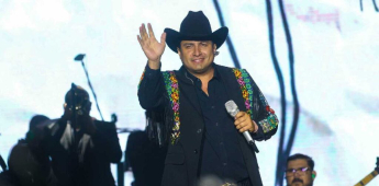 Julión Álvarez enfrenta la cancelación de su visa de trabajo y preocupa a la industria grupera