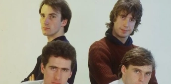 Orchestral Manoeuvres in the Dark disfrazó una tragedia bélica con un tema que aún hace mover los pies.