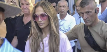 Le niegan acceso a Jennifer Lopez en la tienda Chanel de Estambul.