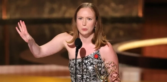 Hannah Einbinder insulta a ICE tras ganar un Emmy