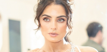 Aislinn Derbez