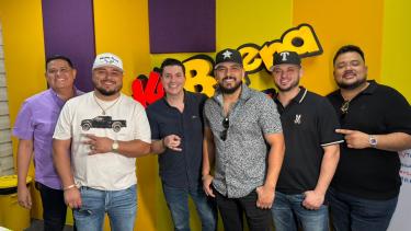 Los Profugos de NL. La Ke Buena