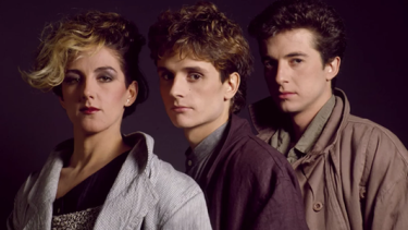 “Me Cuesta Tanto Olvidarte” de Mecano