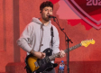 Joe Trohman se retira temporalmente de Fall Out Boy para someterse a cirugía de mano