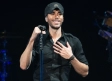 Enrique Iglesias lanza su biografía y celebra su retorno a los escenarios tras seis años