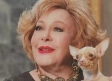 Cosita, la perrita de Silvia Pinal, llora al oler uno de los abrigos de su dueña