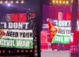 Axl Rose muestra bandera de Palestina durante concierto de Guns N’ Roses en Bogotá