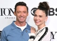 Hugh Jackman y Sutton Foster hacen oficial su romance frente a los medios