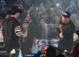 ECHANDO CHISPA: Edwin Luna canta junto a Grupo Firme