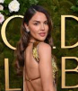 Eiza González, orgullosa de representar a los latinos en los Golden Globes