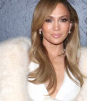 Jennifer Lopez enfrenta demanda por publicar fotos de paparazzi sin autorización