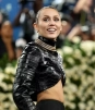 Miley Cyrus presenta ‘Something Beautiful’ y explica por qué no hará más giras