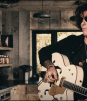 Enrique Bunbury pide a sus fans vivir el presente y guardar los celulares durante sus conciertos
