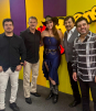 Somos dos generaciones en el escenario