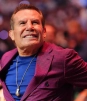 Julio César Chávez es hospitalizado de emergencia y sometido a cirugía