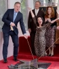 Fran Drescher recibe estrella en el Paseo de la Fama y se reencuentra con el elenco de The Nanny