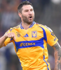 RG EXPRESS: La directiva prefiere que Gignac se petrifique y se haga un fósil antes de sacarlo.