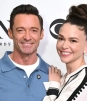 Hugh Jackman y Sutton Foster hacen oficial su romance frente a los medios