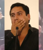 CHANDO CHISPA: Golpean a Julión Álvarez con un ramo de flores