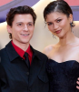 Zendaya reaparece con su anillo de compromiso durante estreno de Spider-Man